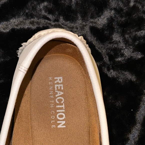 Kenneth Cole Reaction Lyon Bit Driver - Picture 4 of 9